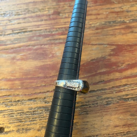 Lia Sophia “Congo” Ring - Picture 10 of 11